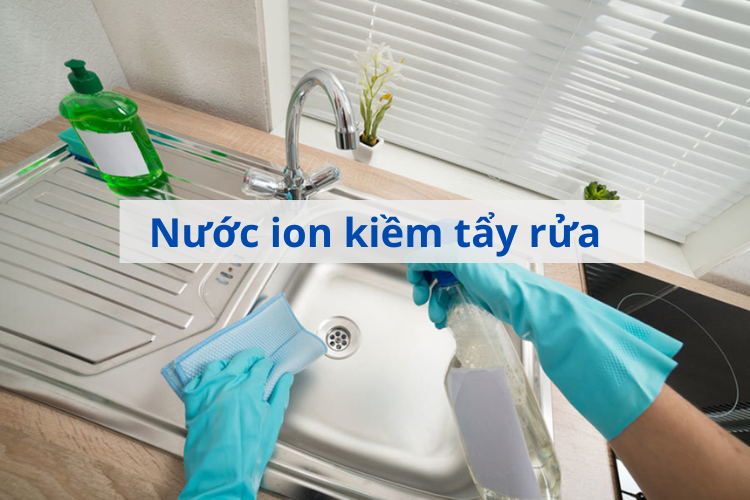 Nước ion kiềm có khả năng làm sạch kiếng và đồ vật cực kỳ hiệu quả